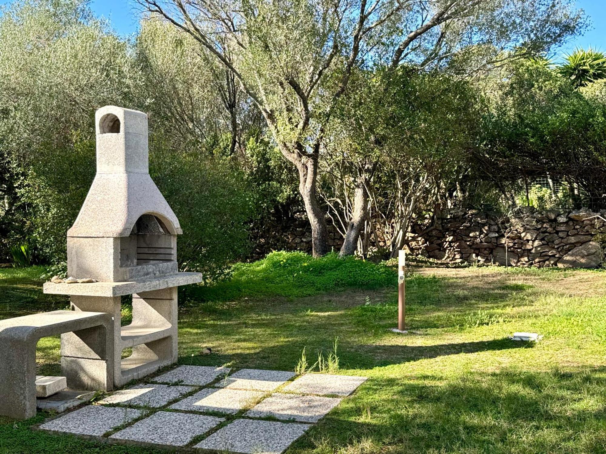 אולביה Garden Retreat - Homey Experience מראה חיצוני תמונה